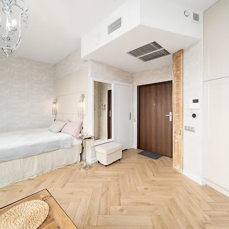 Апартаменты Ans Hanza Tower 17th Floor With View, Swimming Pool Area With Saunas, Viewing Terrace *