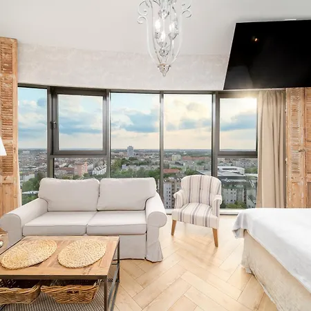 Ans Hanza Tower 17th Floor With View, Swimming Pool Area With Saunas, Viewing Terrace