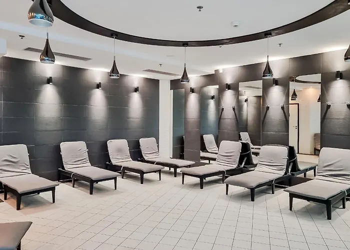 Ans Hanza Tower 17th Floor With View, Swimming Pool Area With Saunas, Viewing Terrace Apartment